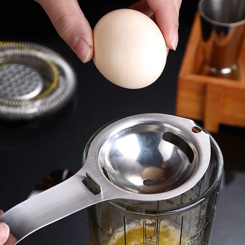 Stainless Steel Egg Separator – Easy Yolk & White Separation for Baking & Cooking